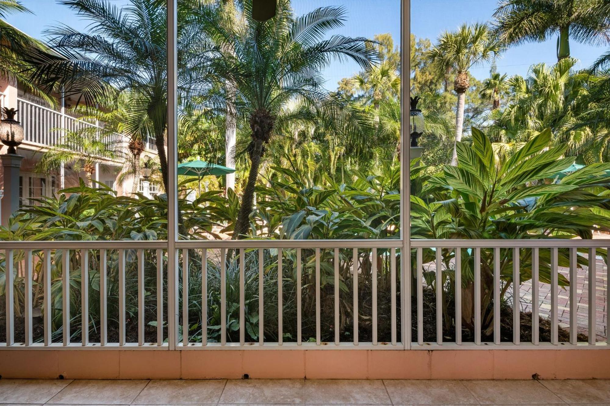 Siesta Key Inn エクステリア 写真